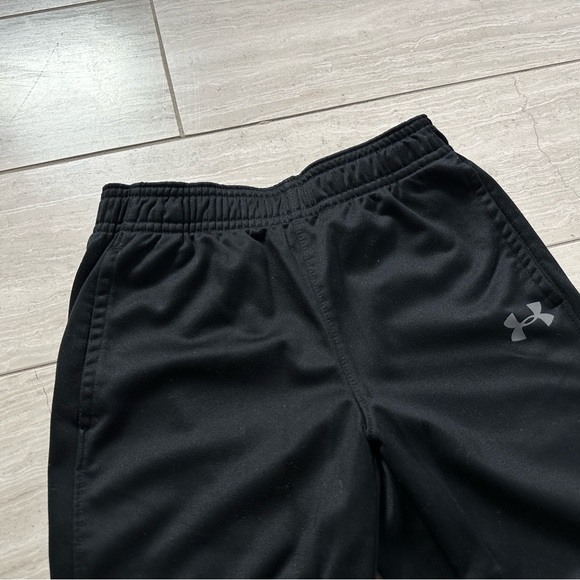 Under Armour pants in black/gray, size 6 - Picture 8 of 8